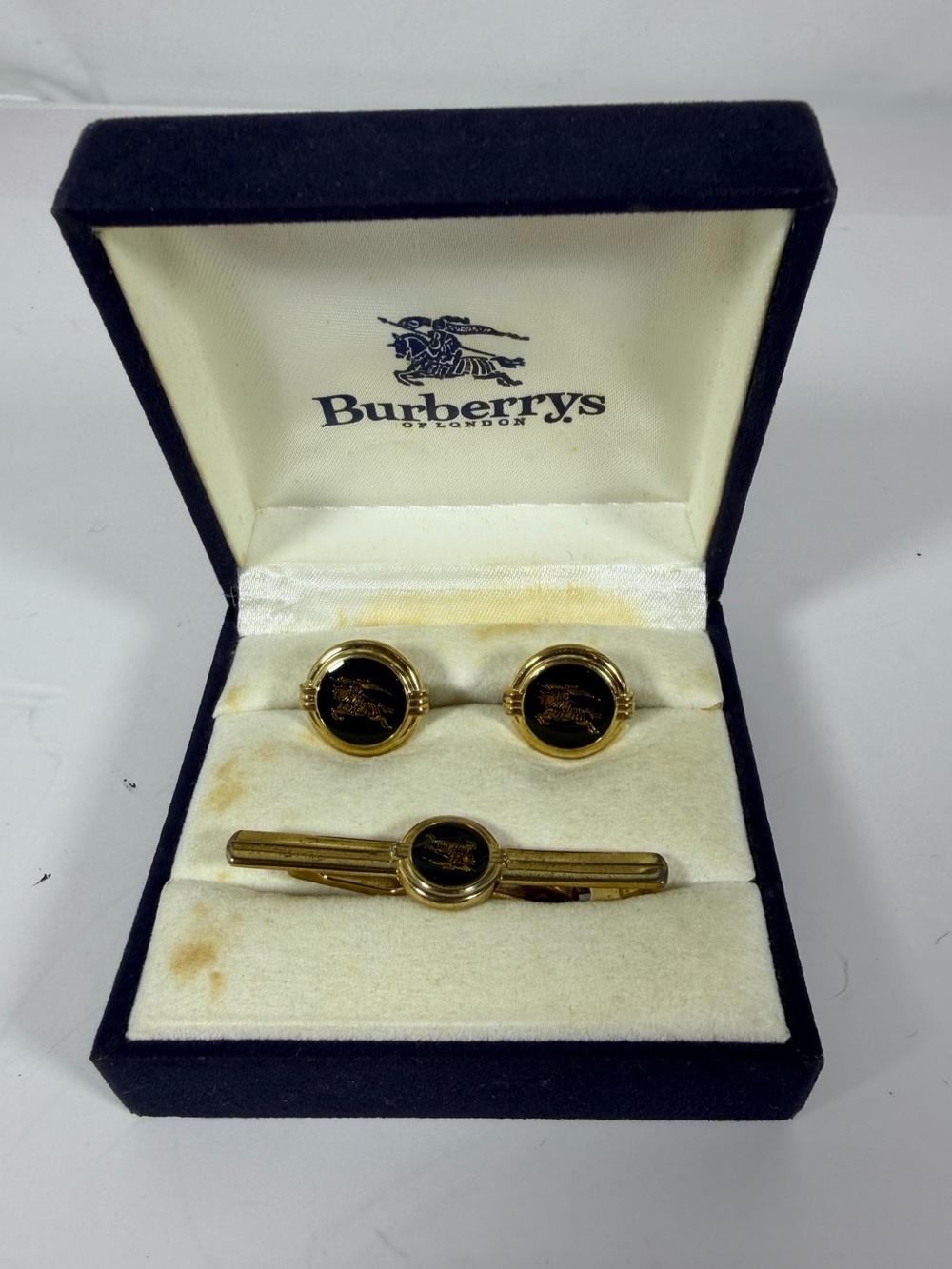 9022: Vintage Burberrys London Equestrian Knight Cufflinks Tie Bar Set Box